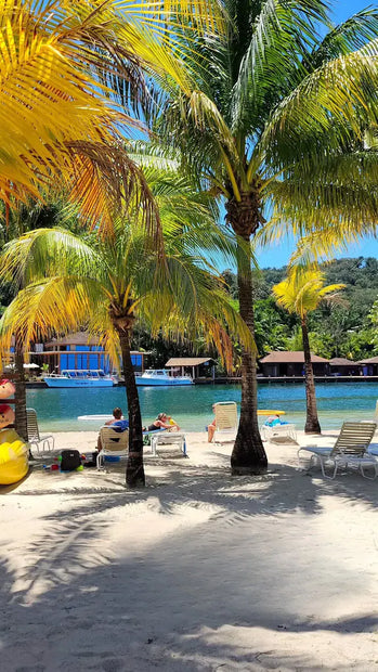 Roatan - Anthony's Key - April 17th - 24th 2027