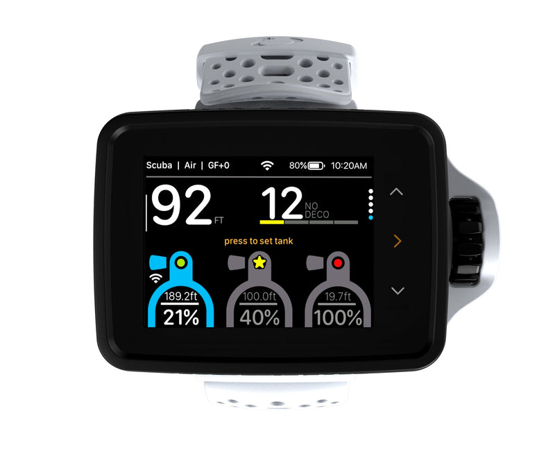 Oceanic O.i Wrist multi-tank screen with air, 40% and 100% gas mixes and depth values in feet.